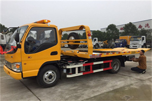 徽州哪里有拖车服务