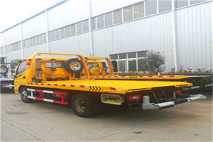 徽州附近拖车救援搭电